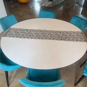 PAISLEY TASSEL COTTON TABLE RUNNER